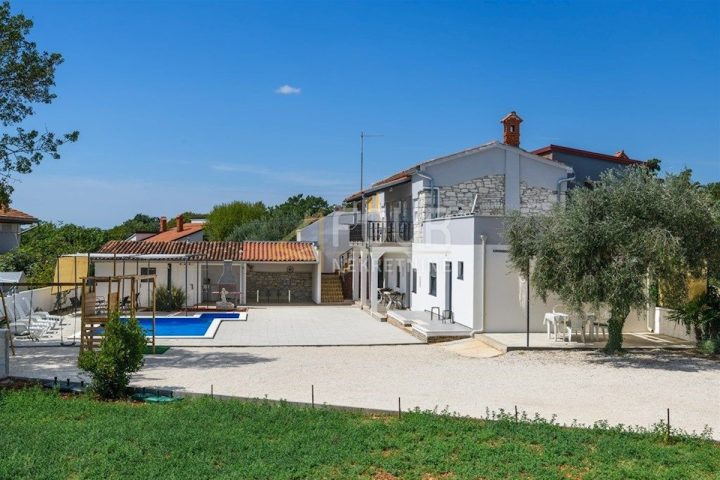 Haus Zu verkaufen - Istarska Marčana - foto 2/15