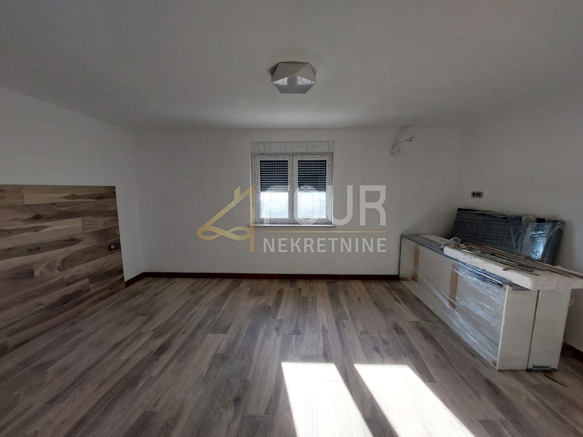 Flat For sale - PRIMORSKO-GORANSKA KASTAV