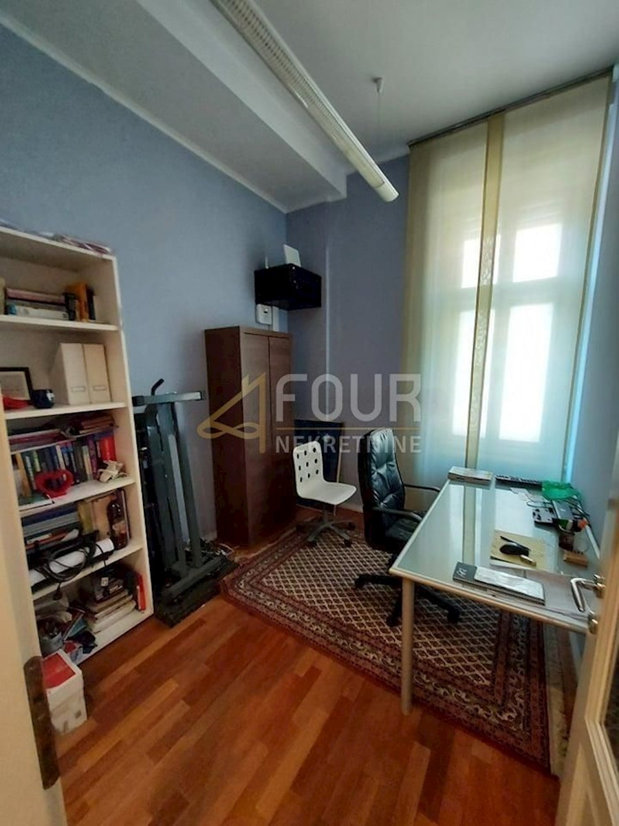 Stan Na prodaju - PRIMORSKO-GORANSKA RIJEKA