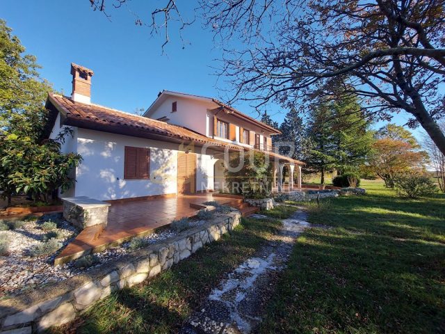 Casa in vendita 300 m² – Labin