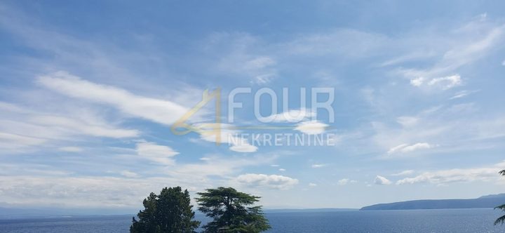 Dům na prodej 1112 m² – Medveja