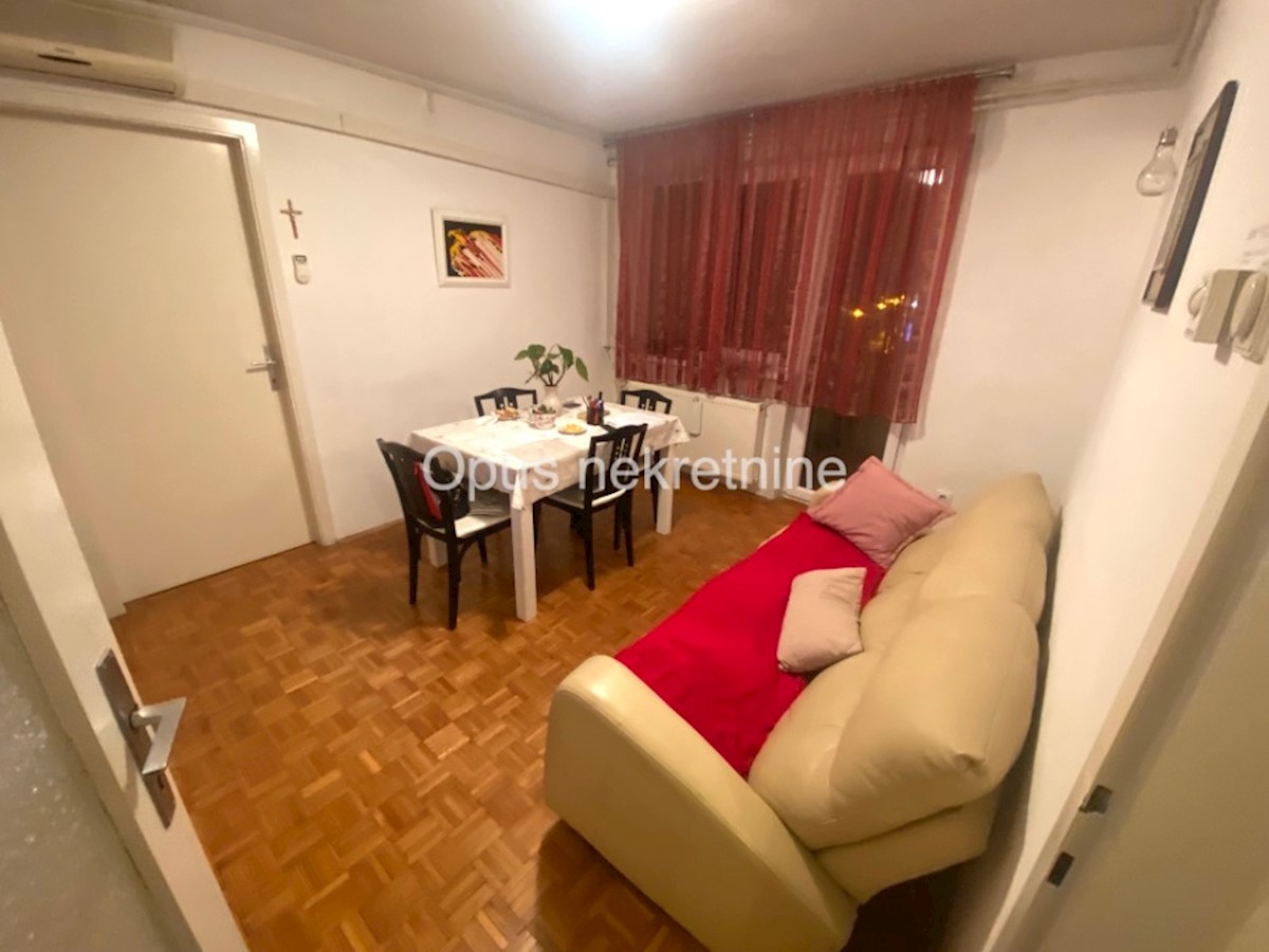 Apartmán Na predaj - GRAD ZAGREB ZAGREB