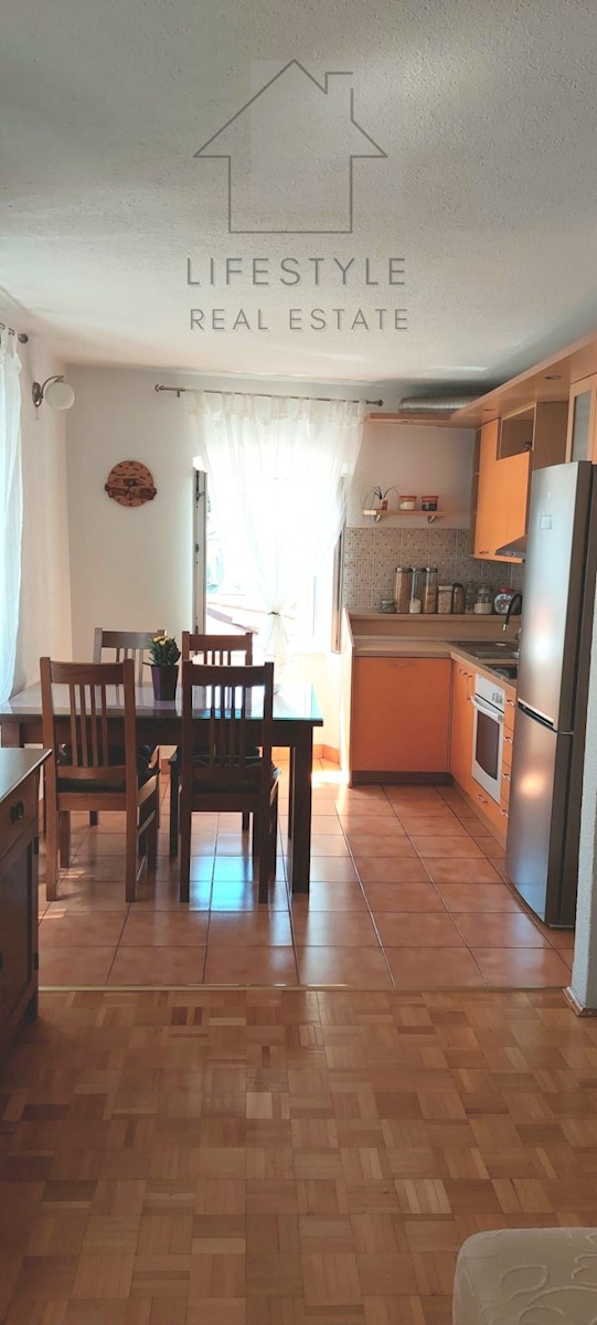 House For sale - SPLITSKO-DALMATINSKA KAŠTELA