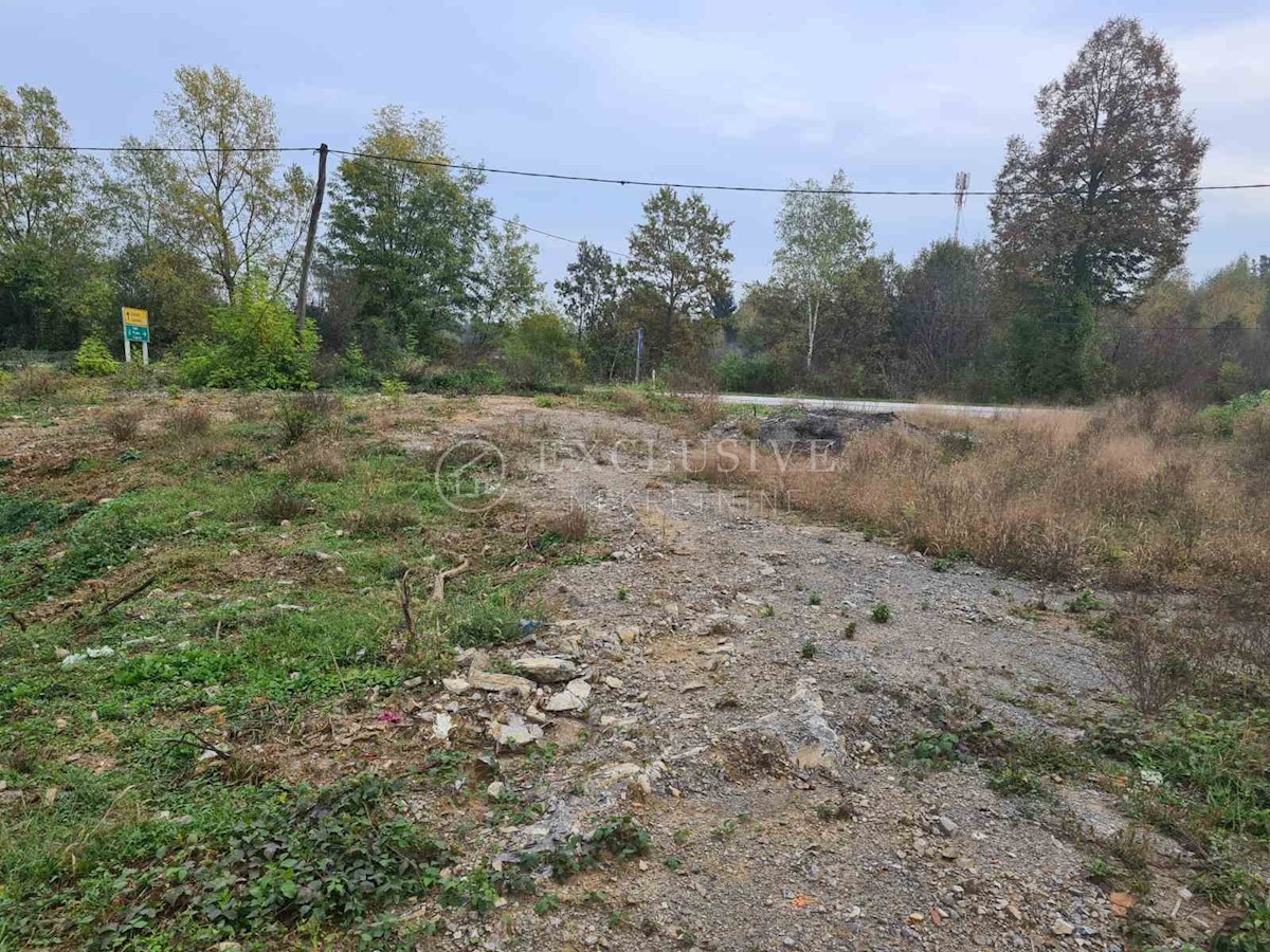 Terreno In vendita - KARLOVAČKA BOSILJEVO