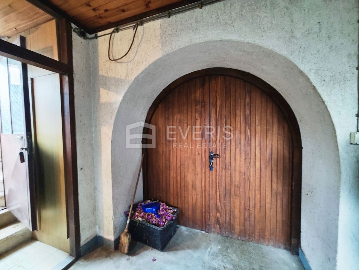 House For sale - PRIMORSKO-GORANSKA LOVRAN