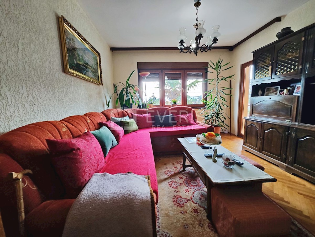 House For sale - PRIMORSKO-GORANSKA LOVRAN
