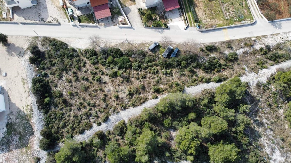 Land For sale - ŠIBENSKO-KNINSKA ŠIBENIK