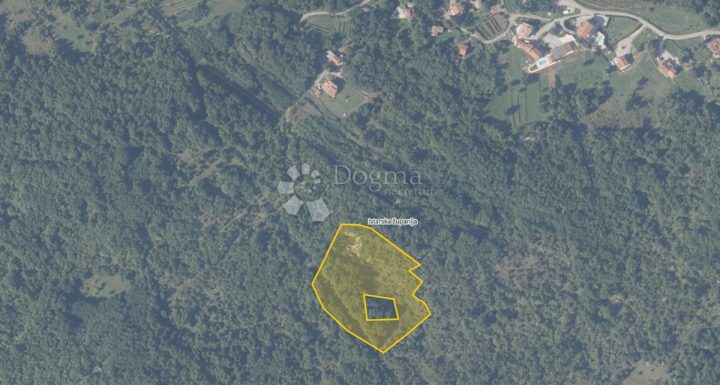 Zemljište na prodaju 14516 m² – Kršan