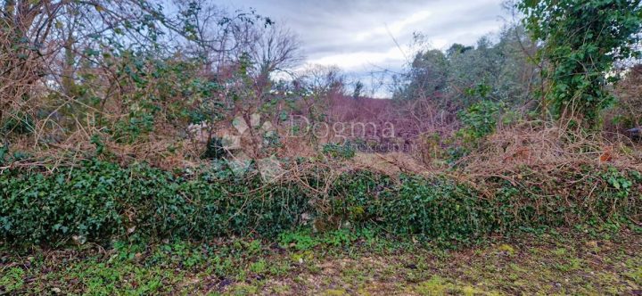 Pozemek na prodej 1351 m² – Labin