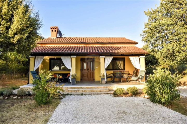 Maison à vendre 108 m² – Rovinj
