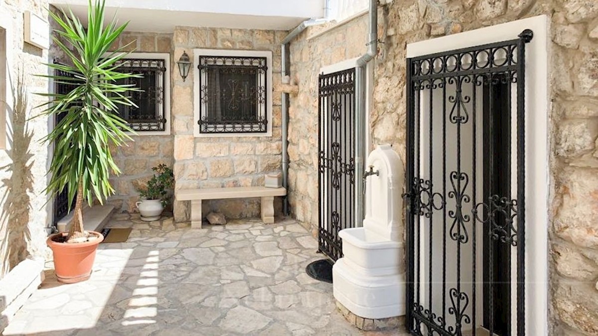 Casa In vendita - DUBROVAČKO-NERETVANSKA KORČULA