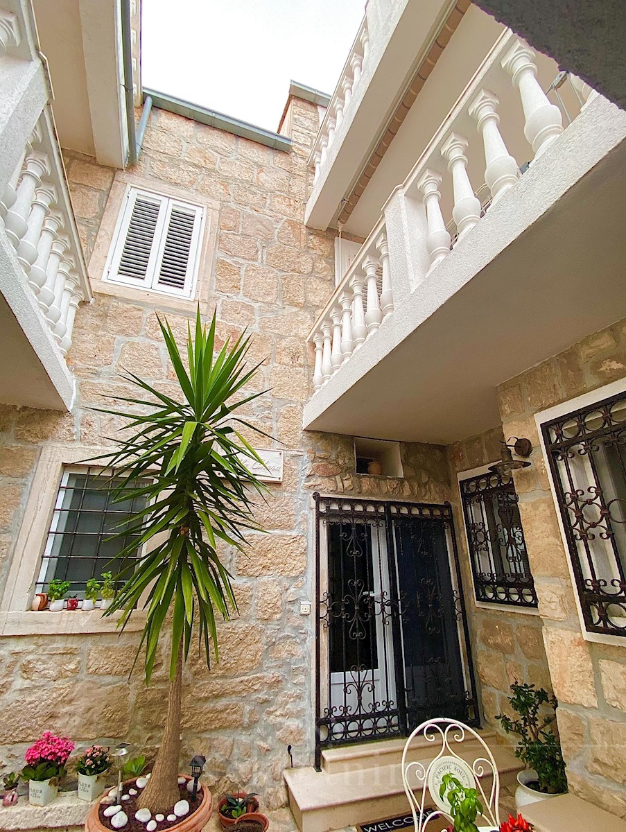 Casa In vendita - DUBROVAČKO-NERETVANSKA KORČULA