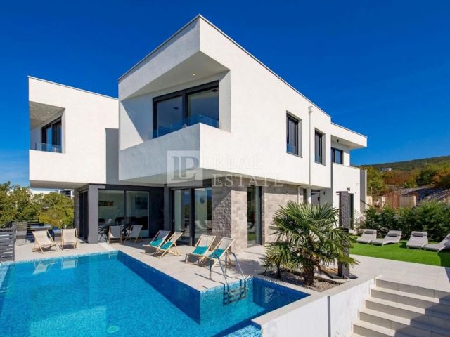 Haus zu verkaufen 330 m² – Kostrena Sveta Lucija