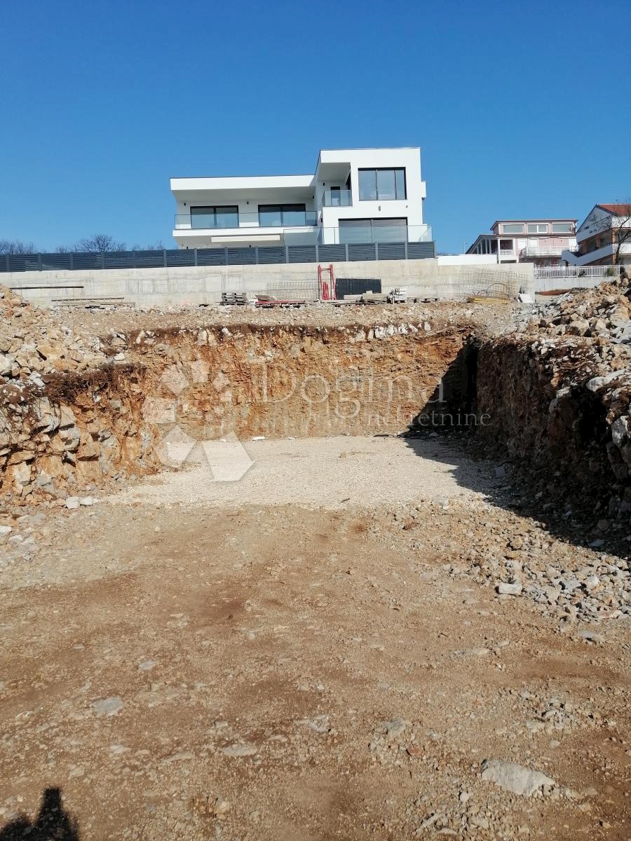 Hiša Naprodaj - PRIMORSKO-GORANSKA Crikvenica