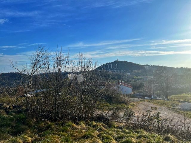 Pozemok na predaj 1503 m² – Labin
