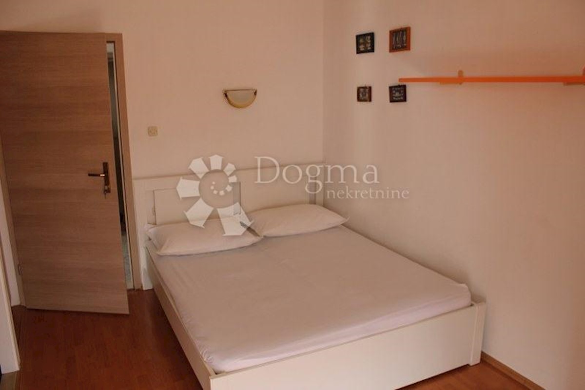 Apartment Zu verkaufen - SPLITSKO-DALMATINSKA MAKARSKA