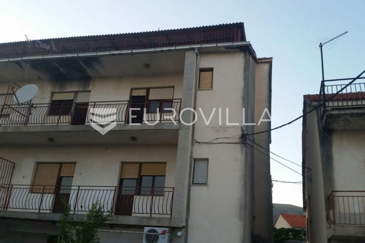 Casa In vendita - SPLITSKO-DALMATINSKA TROGIR