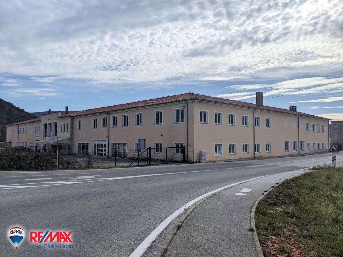 Business premises For sale LABIN