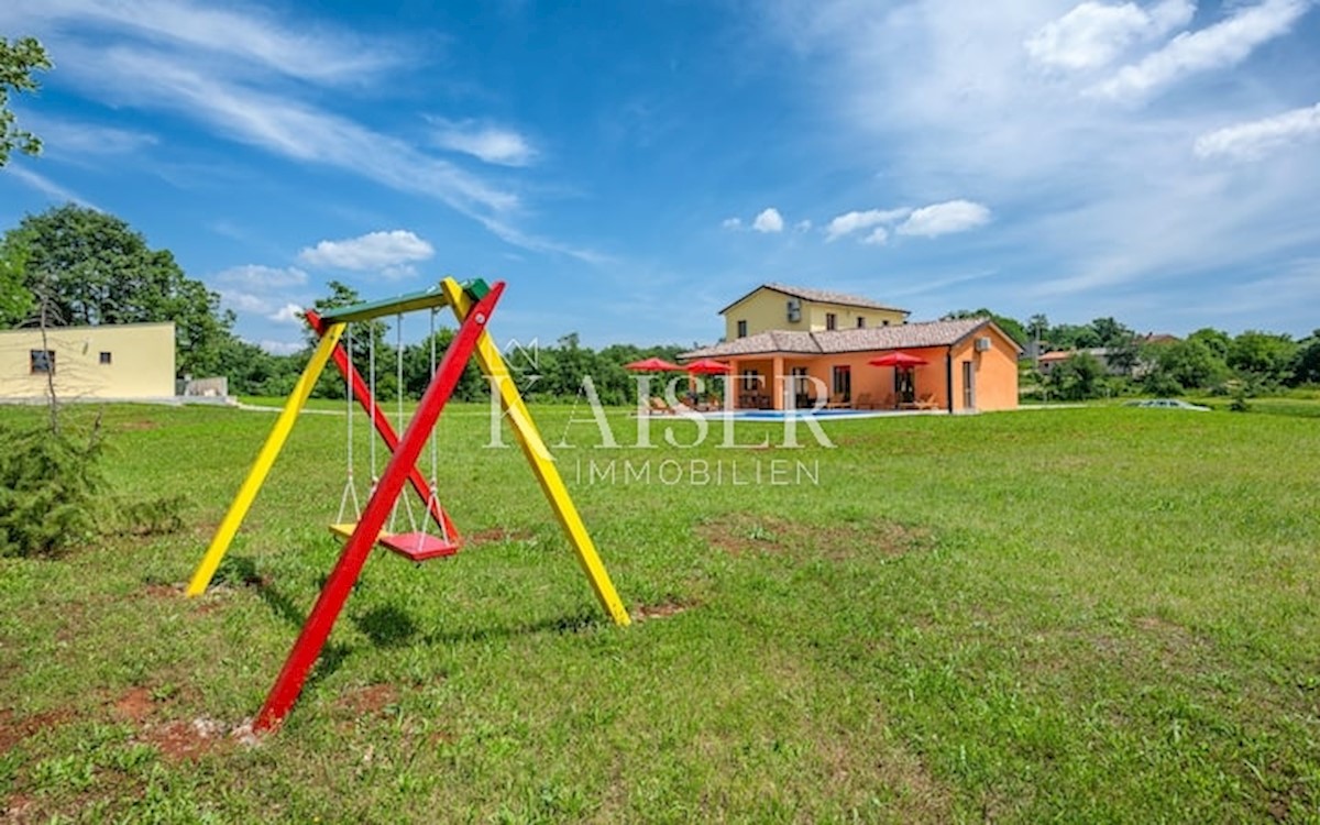 Casa In vendita - ISTARSKA PAZIN