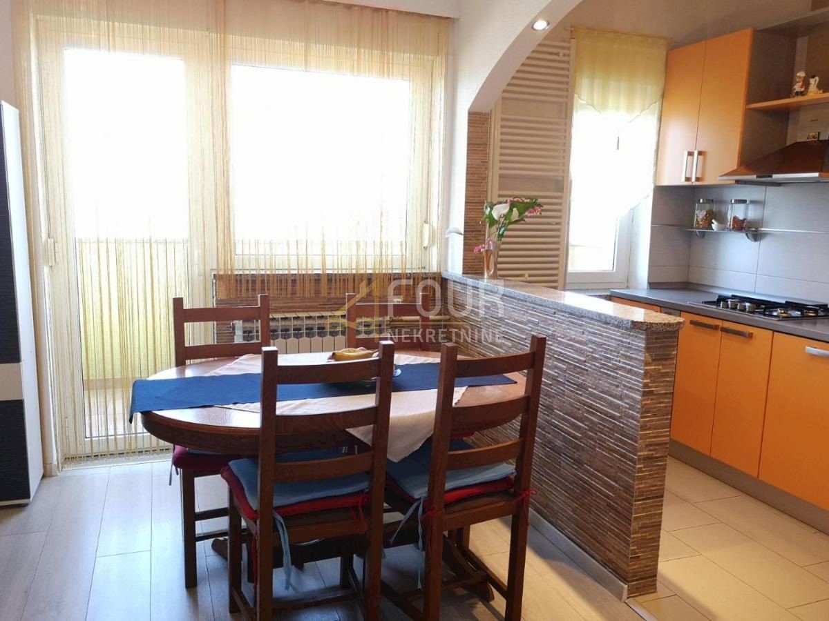 Hiša Na predaj - PRIMORSKO-GORANSKA RIJEKA
