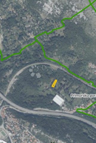 Land for sale 593 m² – Rijeka
