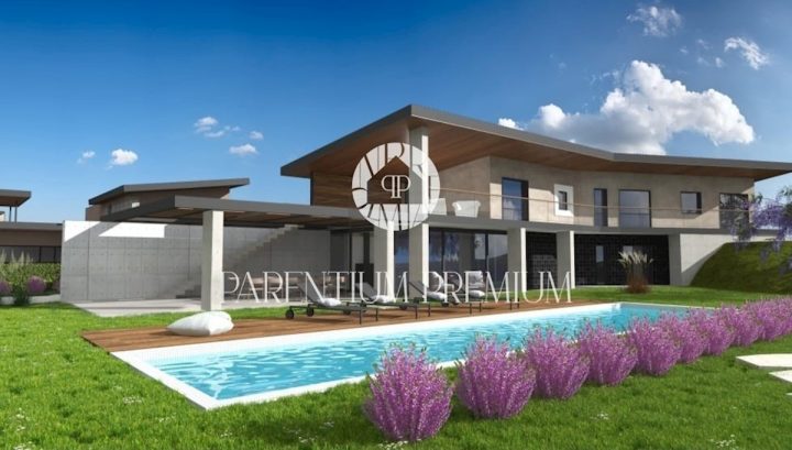 Kuća na prodaju 352 m² – Pula