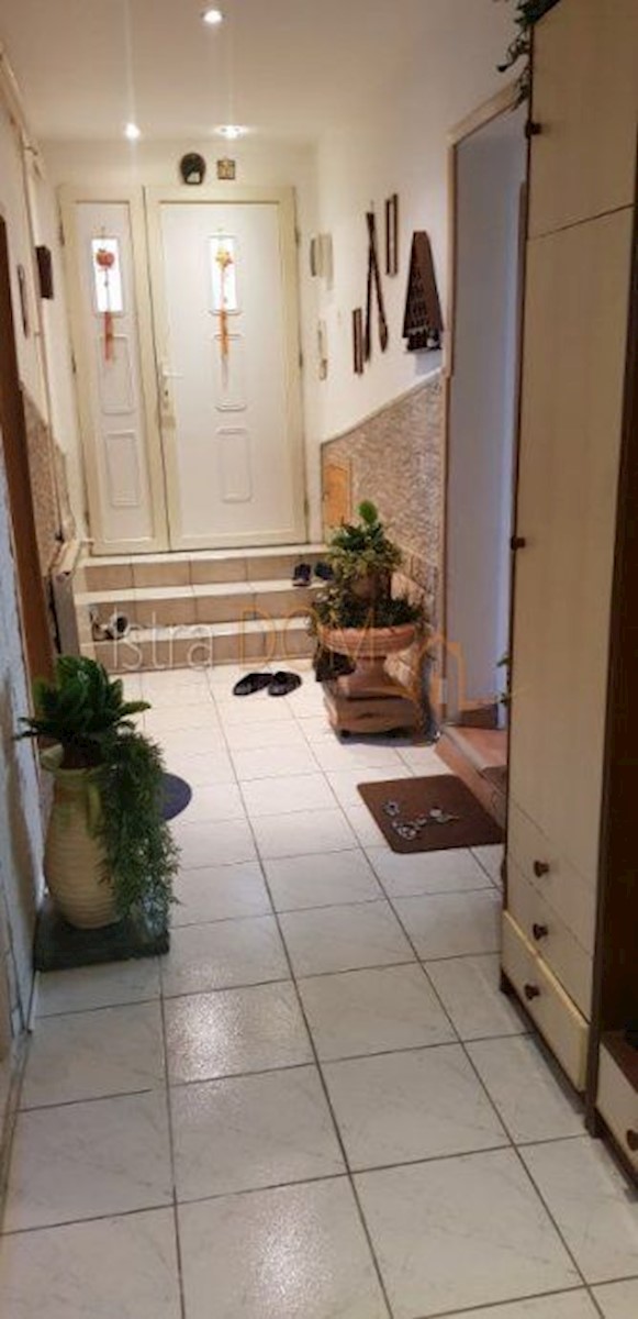 Flat For sale - ISTARSKA PULA