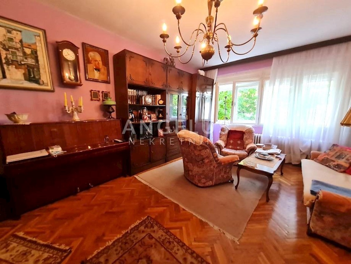 Maison À vendre - GRAD ZAGREB ZAGREB