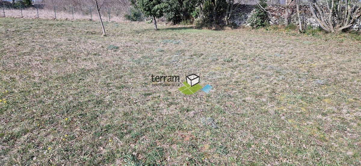 Land For sale - ISTARSKA MARČANA