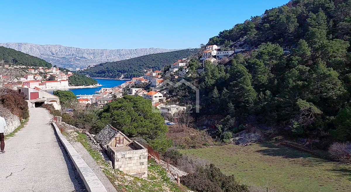 Grundstück Zu verkaufen - SPLITSKO-DALMATINSKA BRAČ