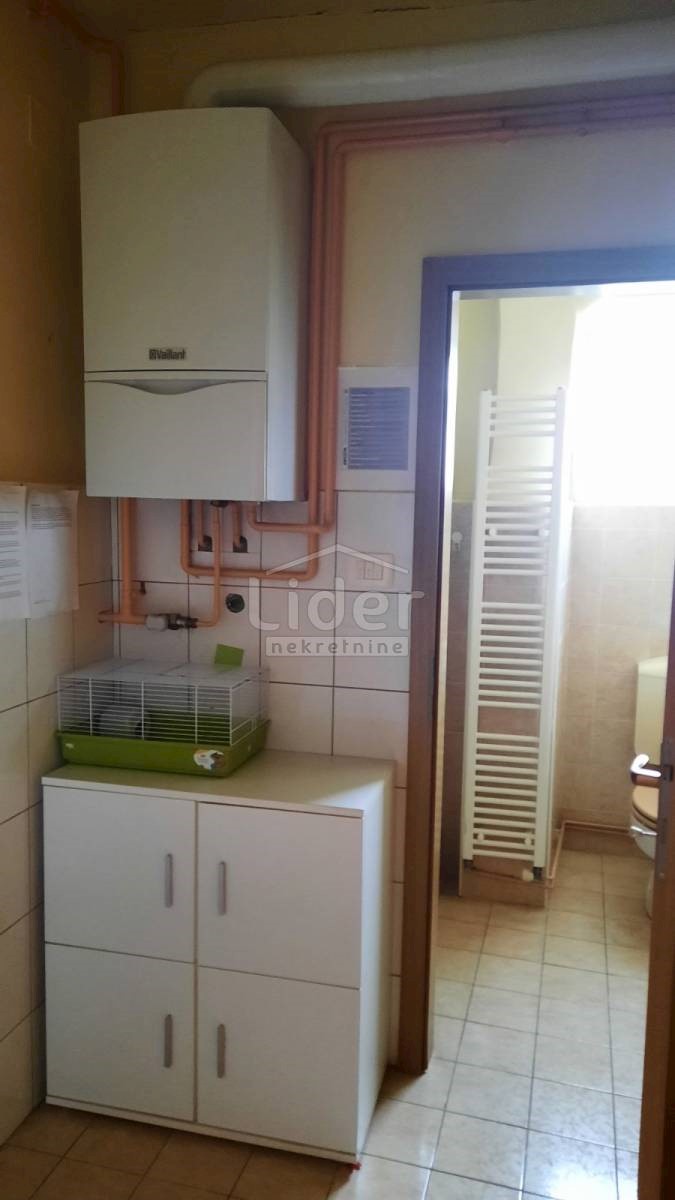 Flat For rent - PRIMORSKO-GORANSKA RIJEKA