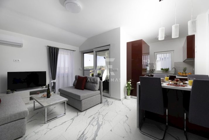 Stan na prodaju 64 m² – Soline