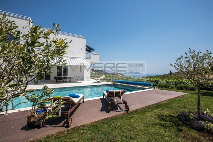 House for sale 367 m² – Orašac