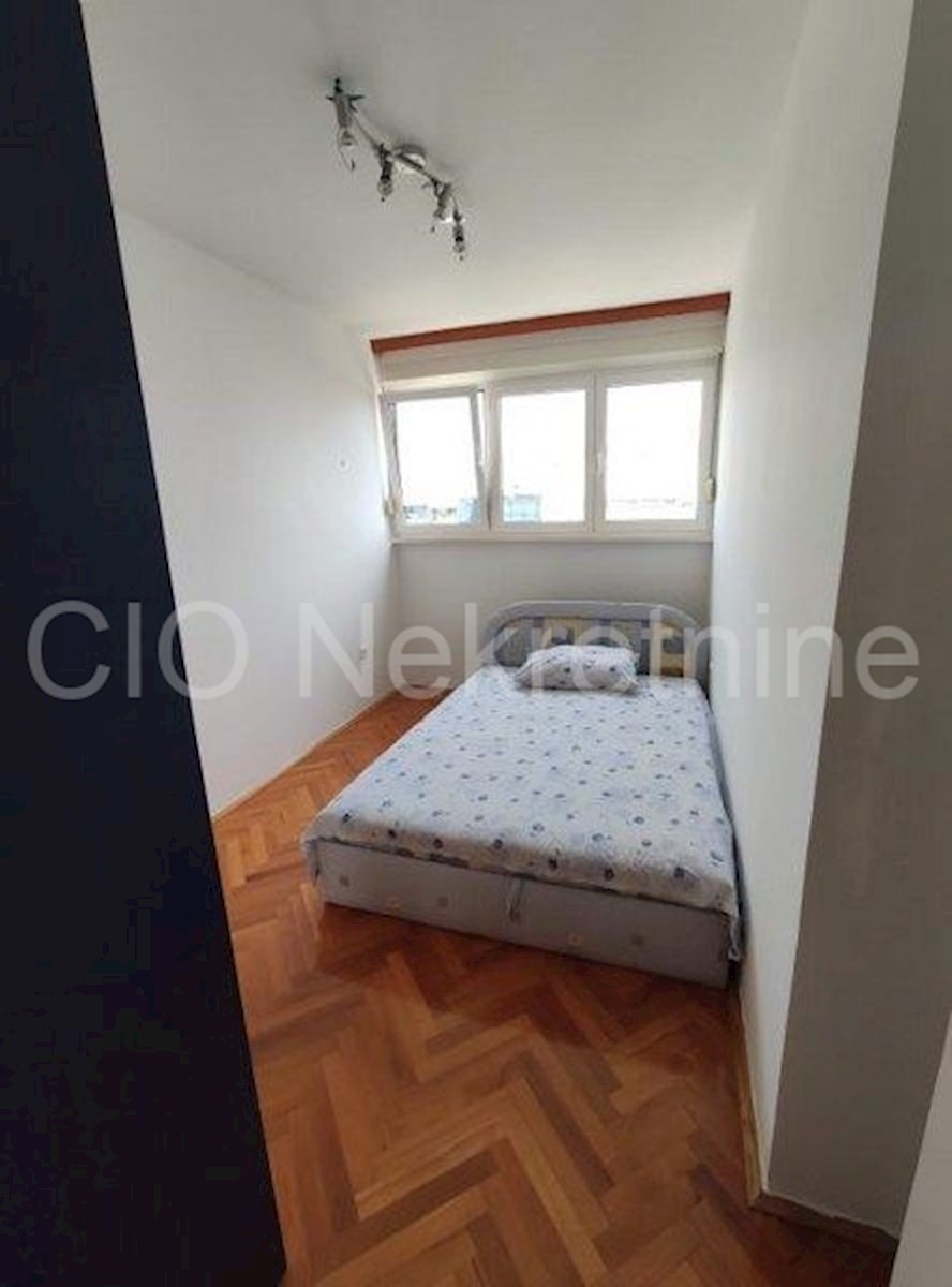 Flat For rent - SPLITSKO-DALMATINSKA SPLIT