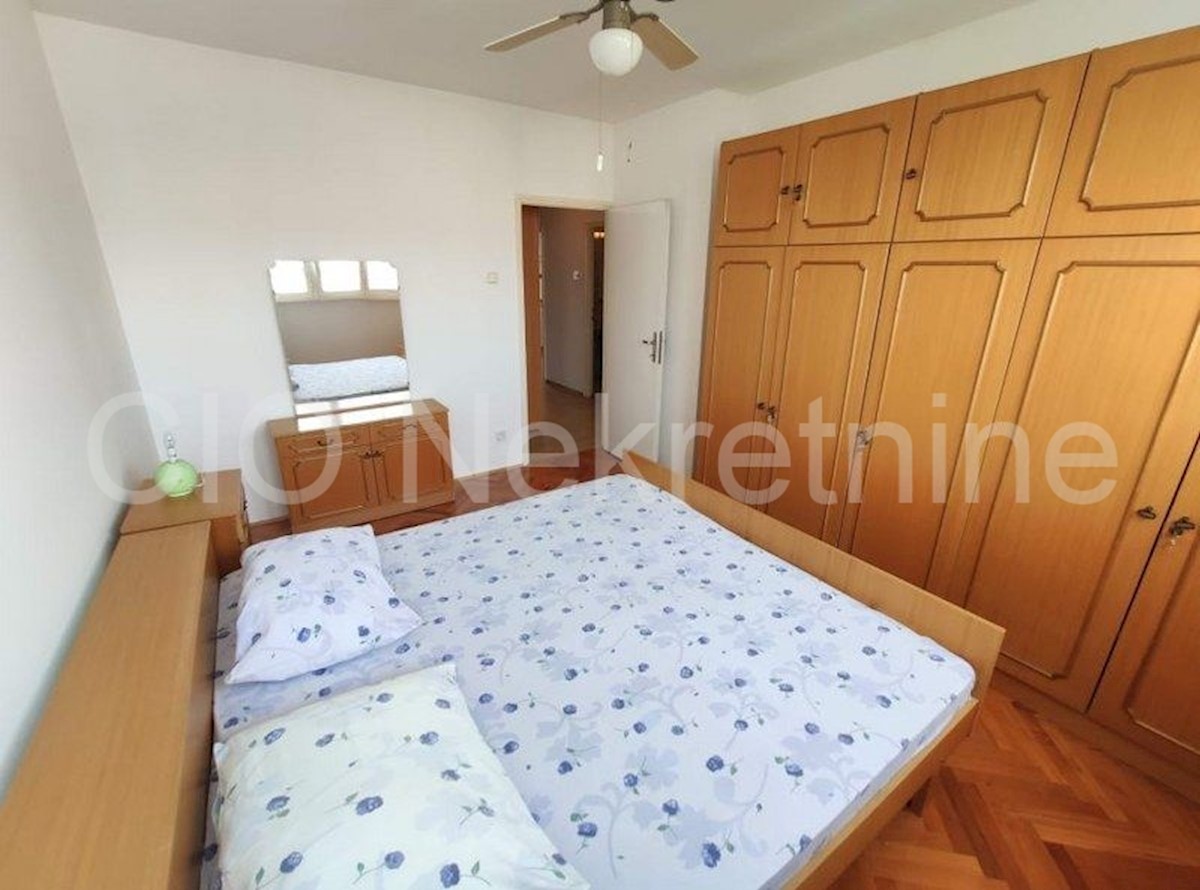 Appartement À louer - SPLITSKO-DALMATINSKA SPLIT