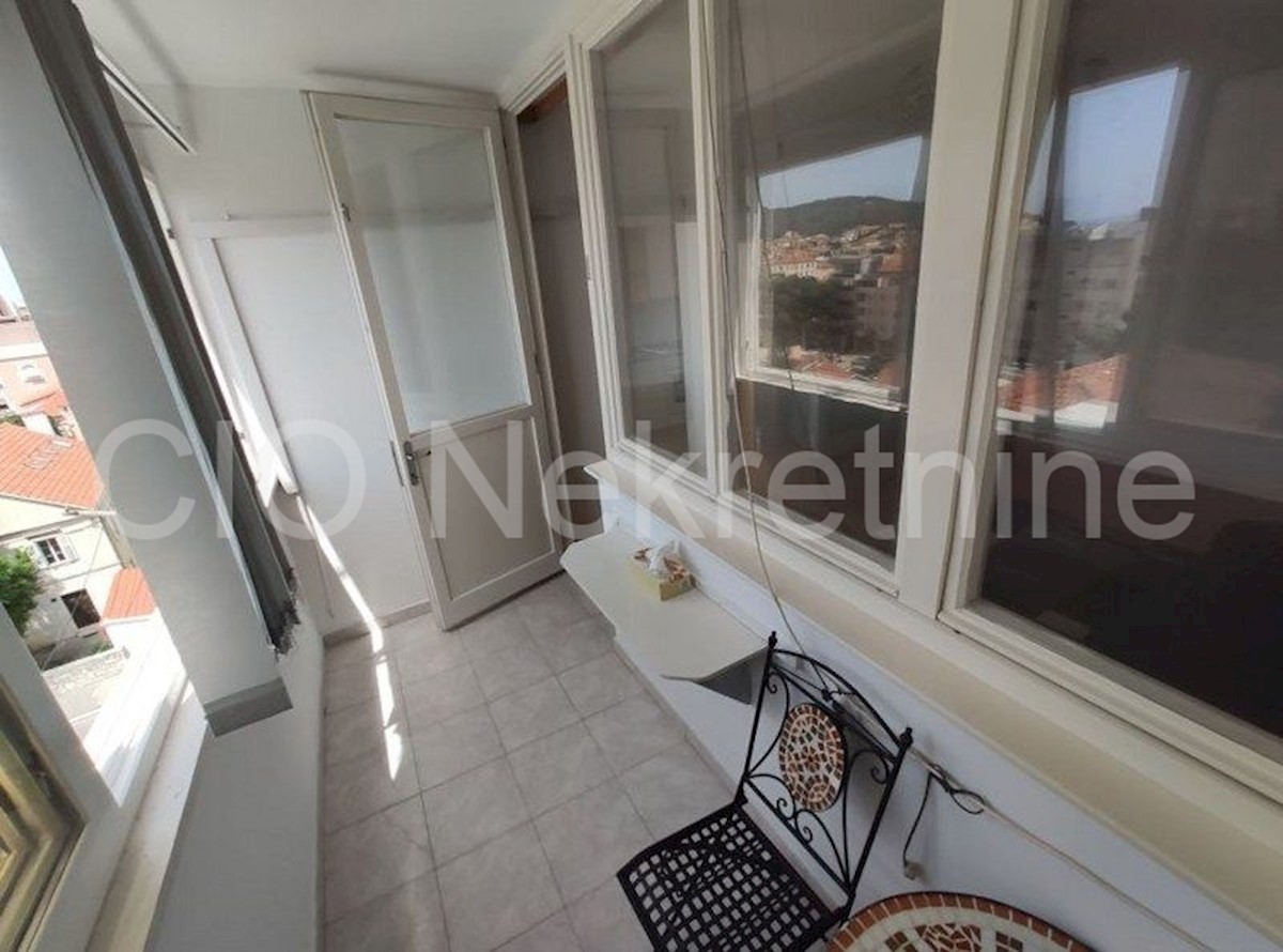 Flat For rent - SPLITSKO-DALMATINSKA SPLIT