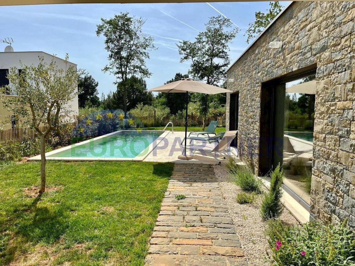 Dom Na sprzedaż - ISTARSKA Tar-Vabriga