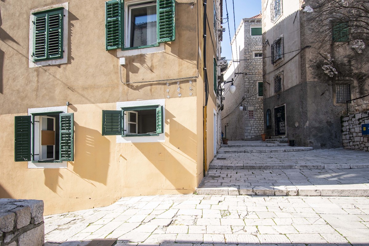 Locaux commerciaux À louer - ŠIBENSKO-KNINSKA ŠIBENIK