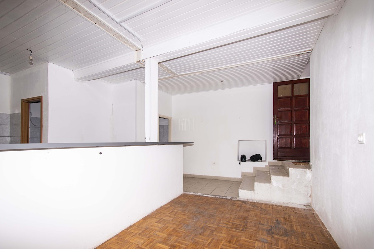 Business premises For rent - ŠIBENSKO-KNINSKA ŠIBENIK