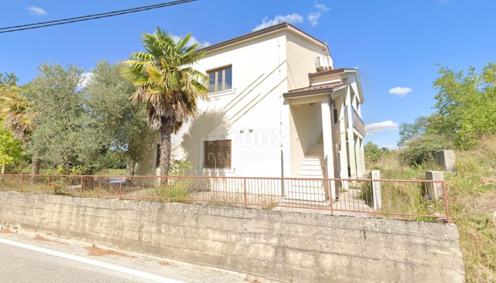 Casa In vendita - Istarska Pazin - foto 2/2