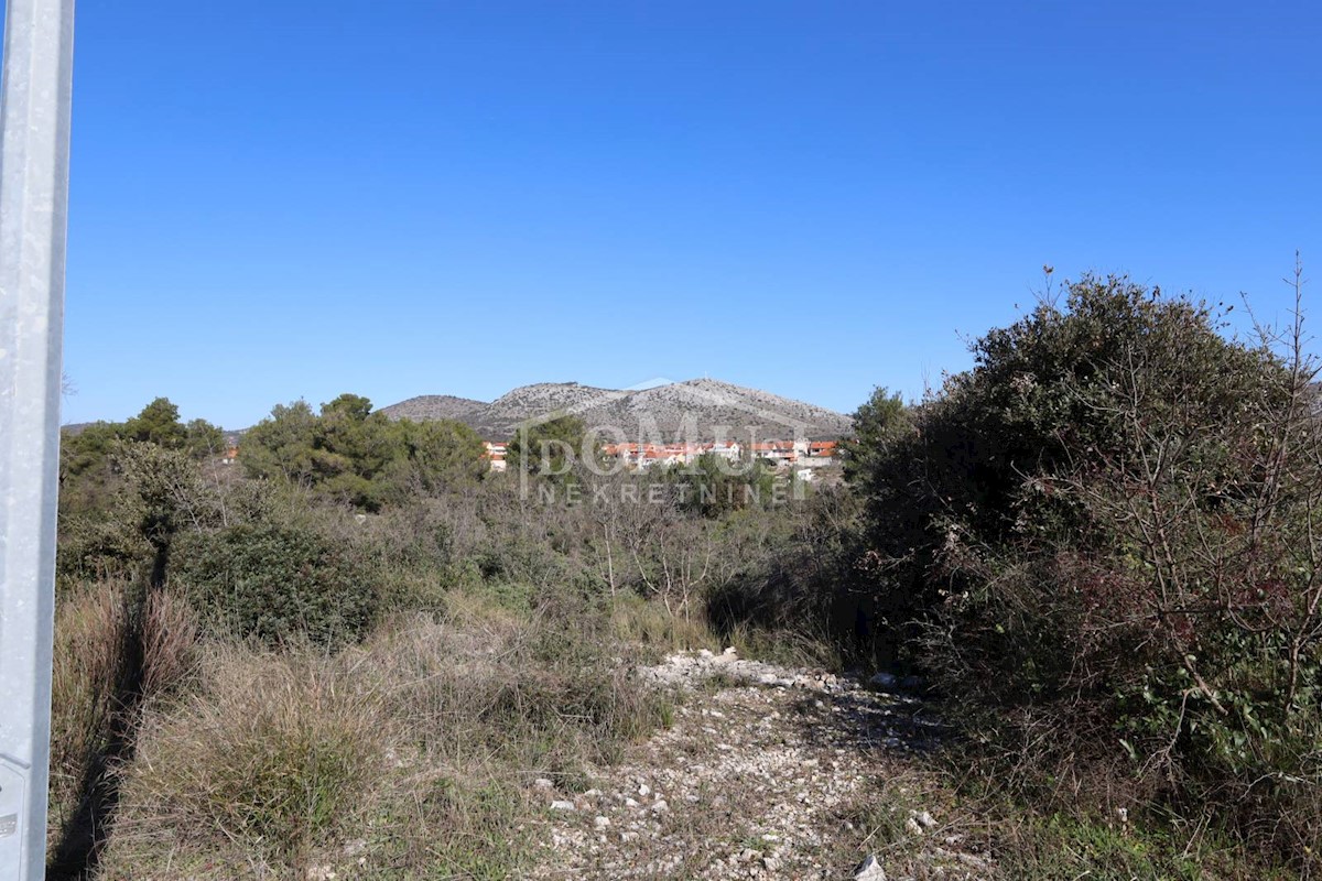 Land For sale - ŠIBENSKO-KNINSKA ŠIBENIK