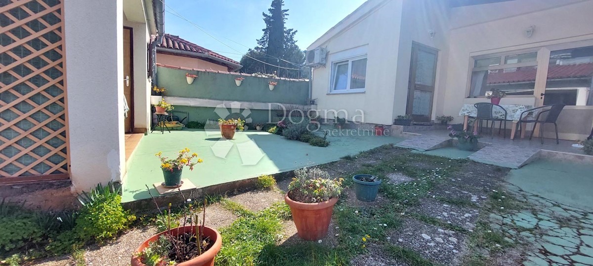 Haus Zu verkaufen - ISTARSKA PULA