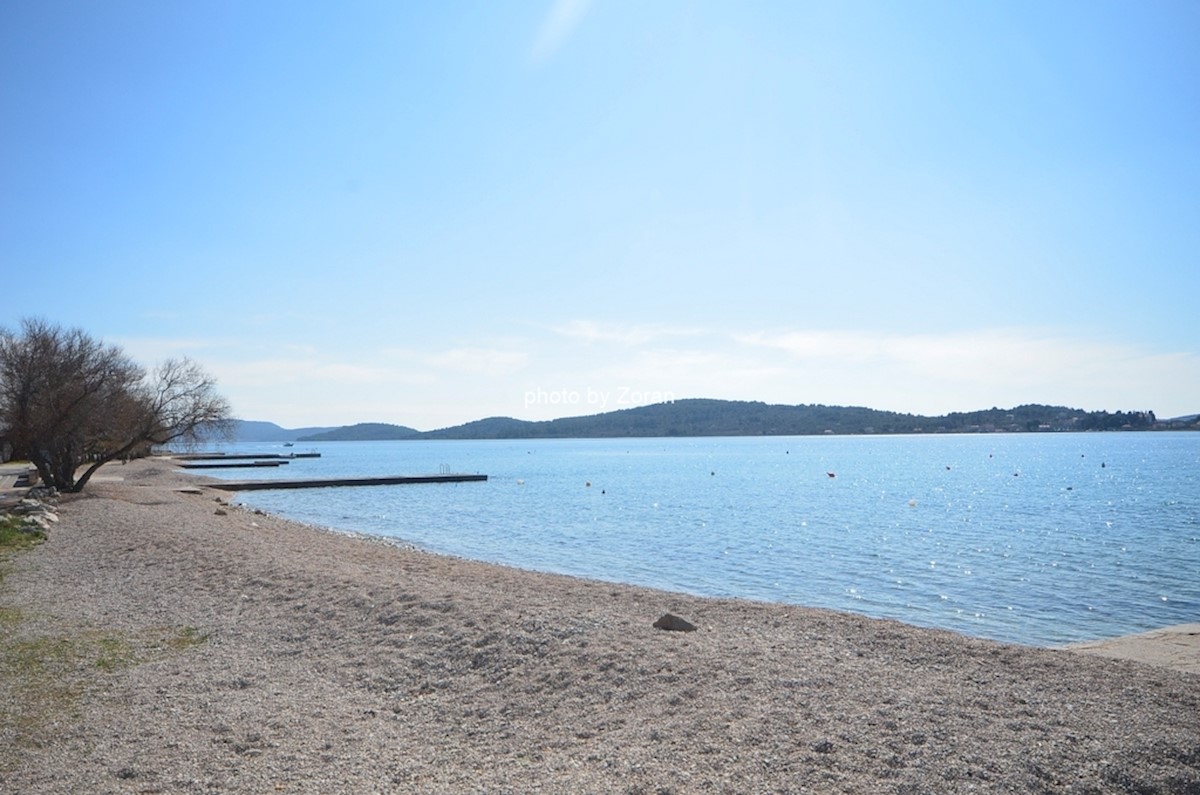 Stan Na prodaju - ŠIBENSKO-KNINSKA VODICE