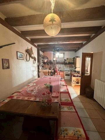 Flat for rent 100 m² – Trsat