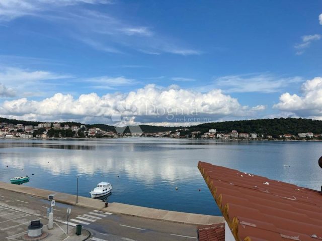 Dom na predaj 135 m² – Tisno