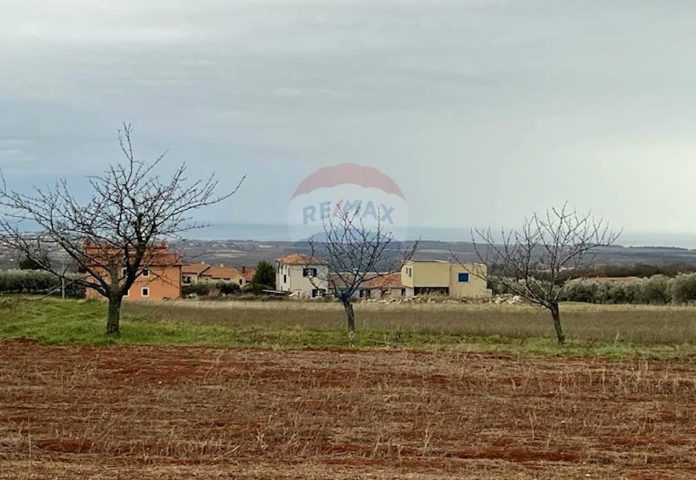 Parcela Naprodaj - Istarska Kaštelir - foto 2/2