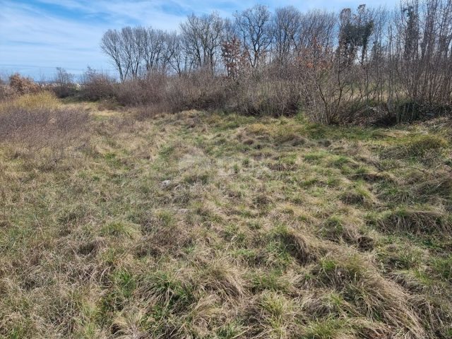 Parcela na predaj 1400 m² – Šajini
