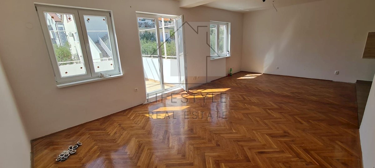 Apartment Zu verkaufen