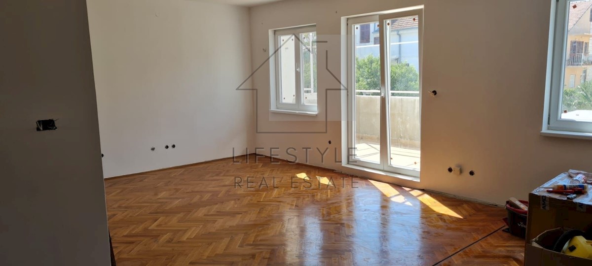 Flat For sale - SPLITSKO-DALMATINSKA HVAR