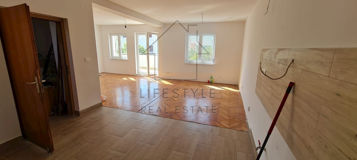 Apartment Zu verkaufen - SPLITSKO-DALMATINSKA HVAR